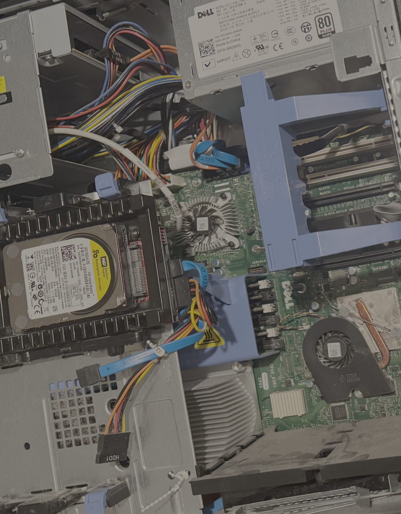 Hardware inside a homelab server